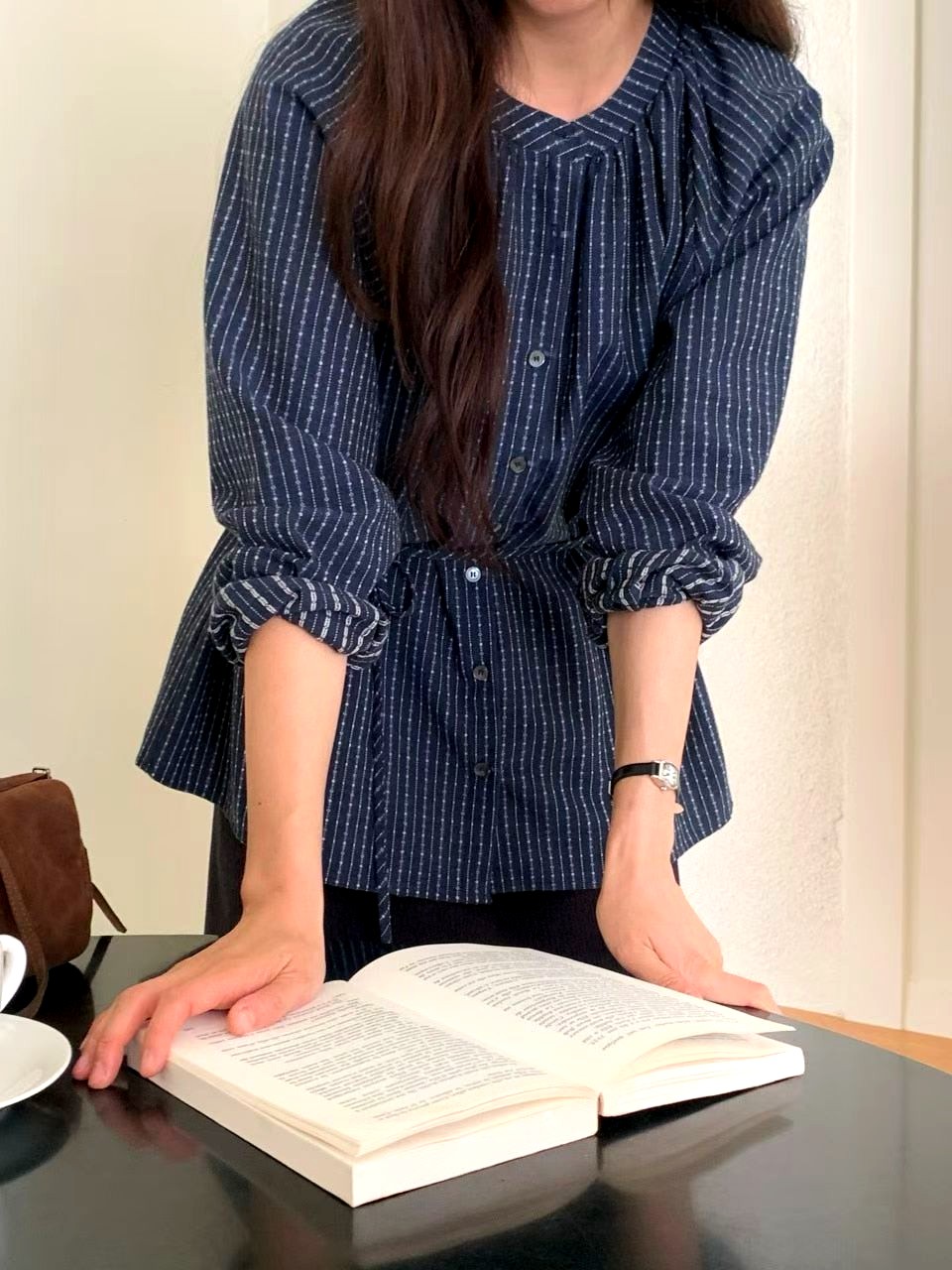 패셔너블한 스트라이프 여성 상의, 우아하고 편안함