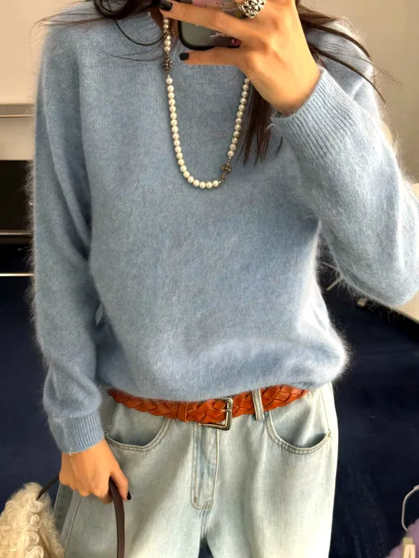 Stylish and Elegant Sweater, Soft and Comfortable, Perfect Match