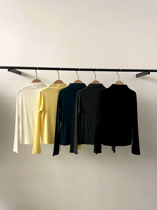 Versatile Long Sleeve T-Shirt - Comfortable and Breathable for Spring and Autumn