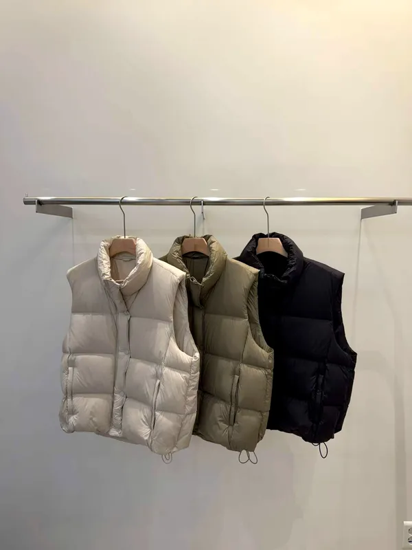 Áo vest nữ thời trang, nhẹ và ấm, phong cách đa năng