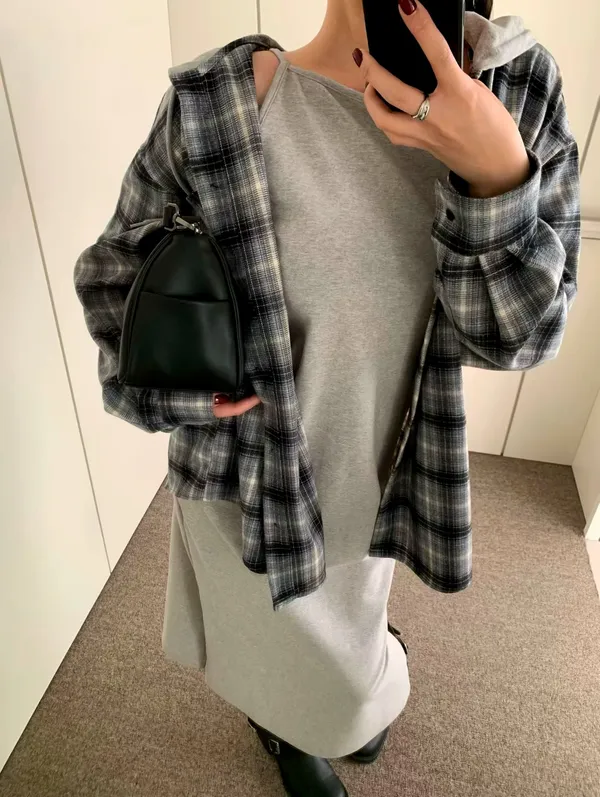 เสื้อเชิ้ตแฟชั่นสบาย ๆ - เสื้อที่ใส่ได้ทุกโอกาสในฤดูใบไม้ผลิและฤดูใบไม้ร่วง