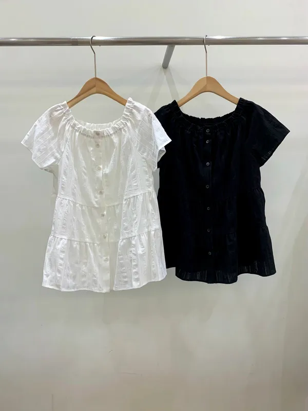 Fresh and Versatile Women's Top, Perfect for Spring and Summer Styles