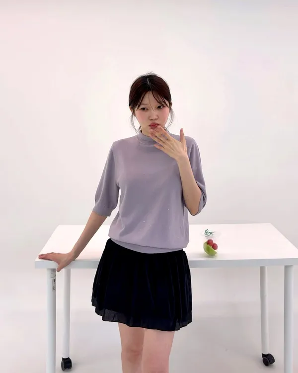 Elegant and Minimalist Women's Top, Comfortable and Breathable