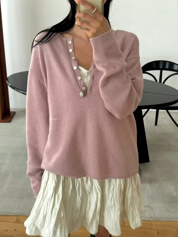 柔らかく快適なピンクの女性用トップス、スカートにぴったり