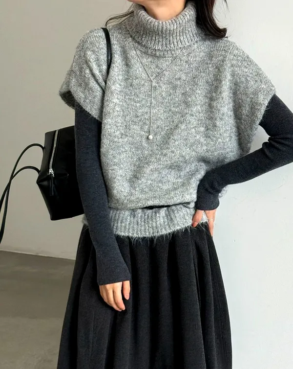 Chic and Elegant Women's Knit Sweater - Comfortable and Versatile
