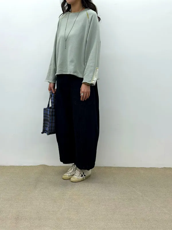 Minimalist Comfortable Women's Top for Casual Outfits