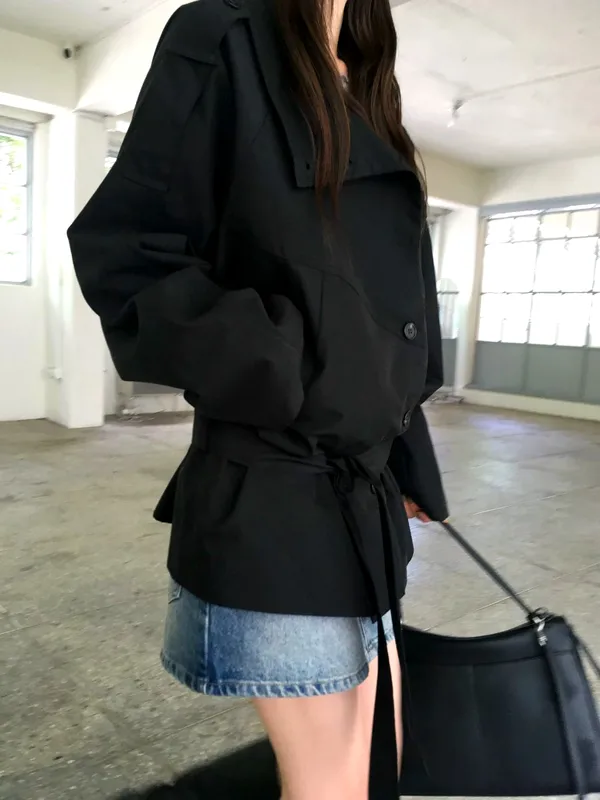 Fashionable Versatile Women's Jacket, Perfect for Spring and Autumn