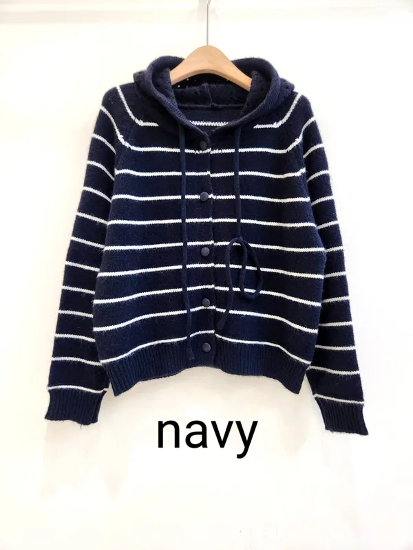 Fashionable Striped Women's Cardigan - Comfortable and Versatile