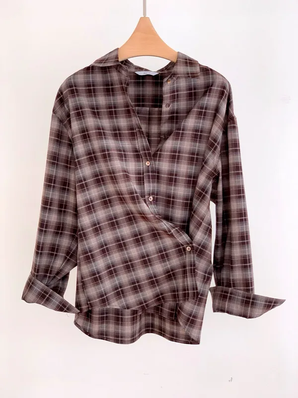 Classic Plaid Women's Top - Comfortable, Breathable, and Fashionable