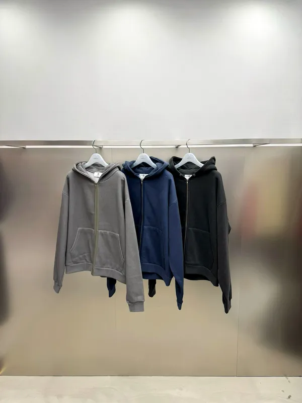 Stylish Casual Men's Hooded Jacket - Comfortable and Versatile
