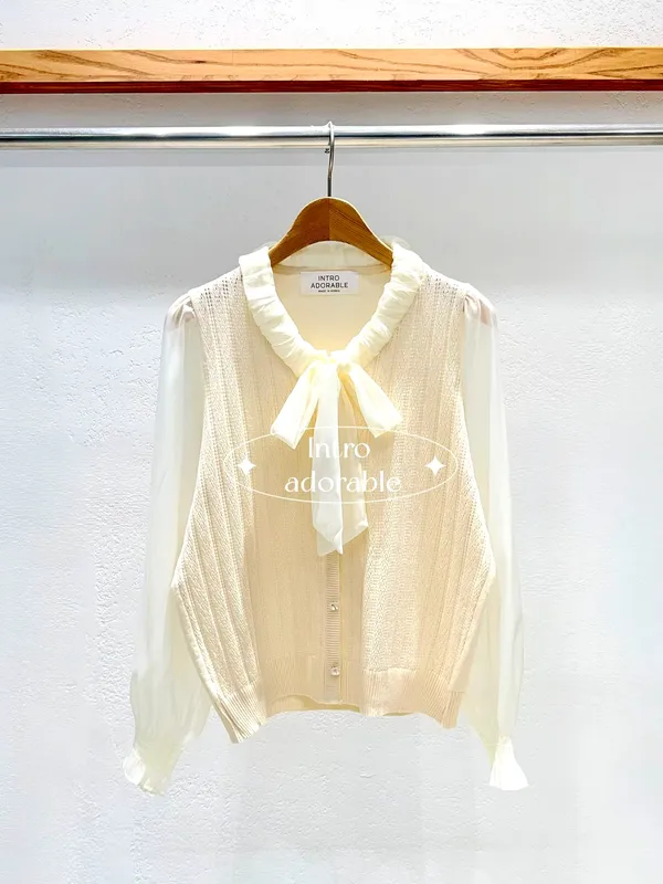 Elegant Women's Top with Lightweight Breathable Design