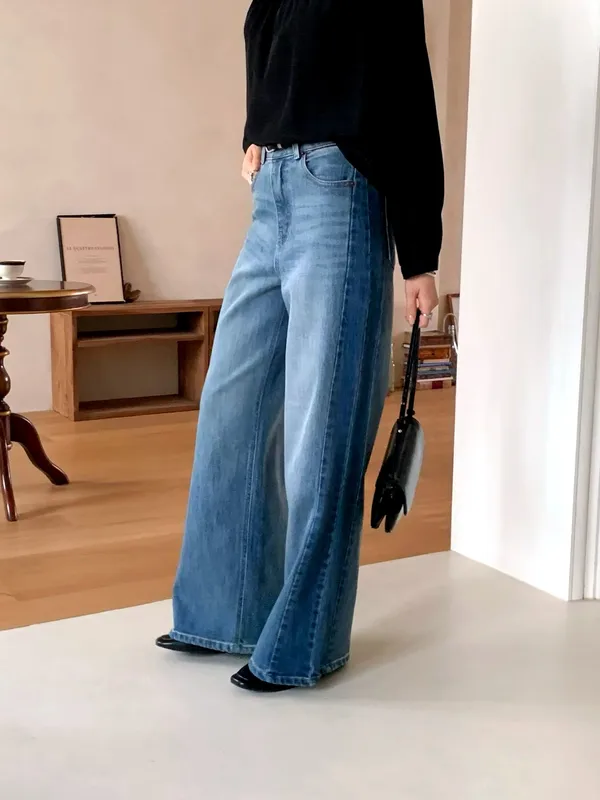 Stylish High-Waisted Jeans to Showcase Your Perfect Curves