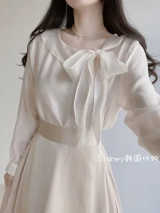 Elegant Silk Shirt with Sweet Bow Design