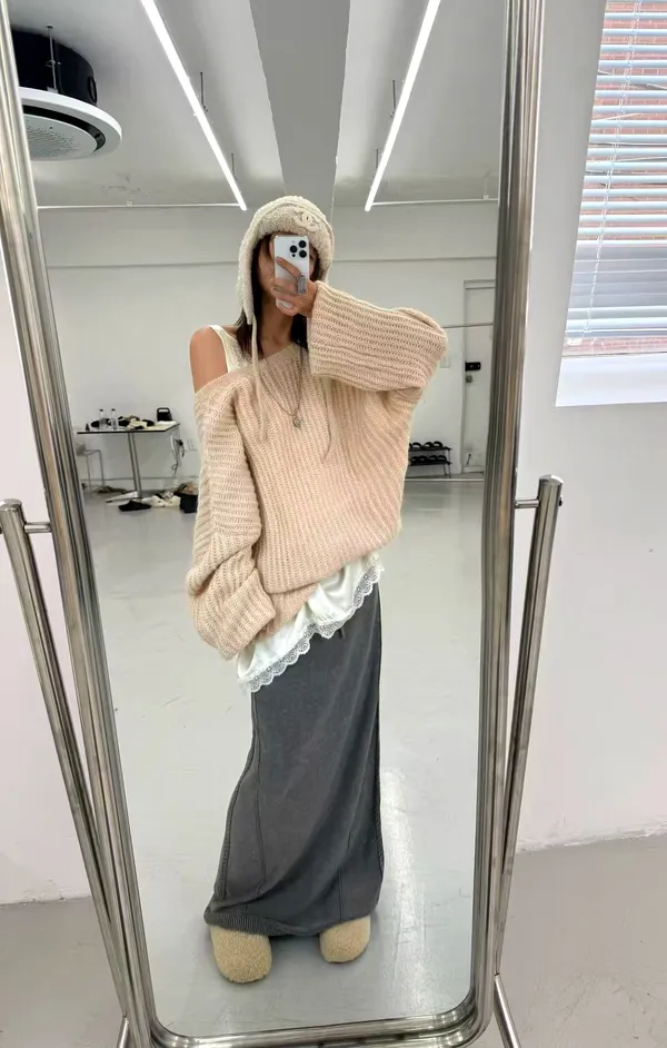 Fashionable Loose Knit Top, Warm and Comfortable