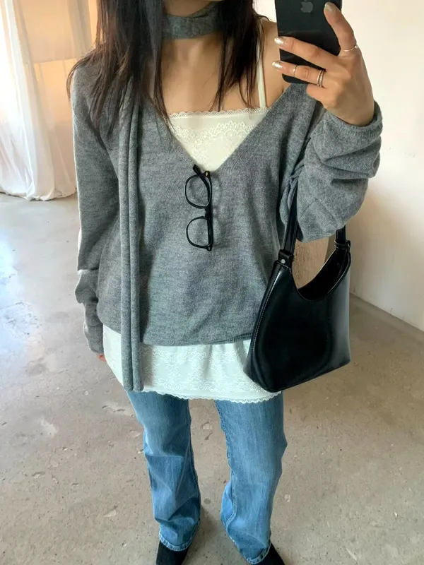 Stylish Gray Sweater - Warm and Comfortable, Perfect for Any Outfit