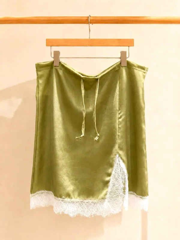 Fresh Green Lace Trim Dress, A Must-Have for Elegant Style