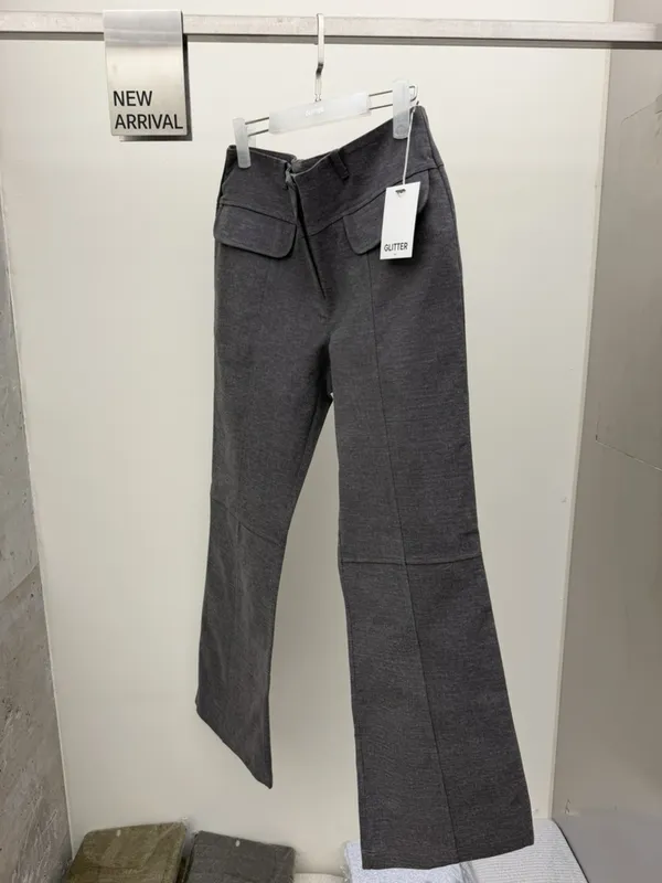 Stylish High-Waisted Flare Pants - Elegant and Versatile for Any Occasion