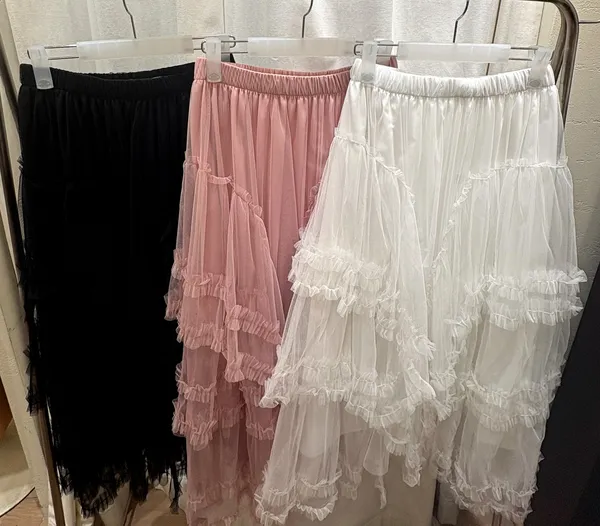 Lightweight Lace Layered Skirt - Showcase Your Elegant Charm