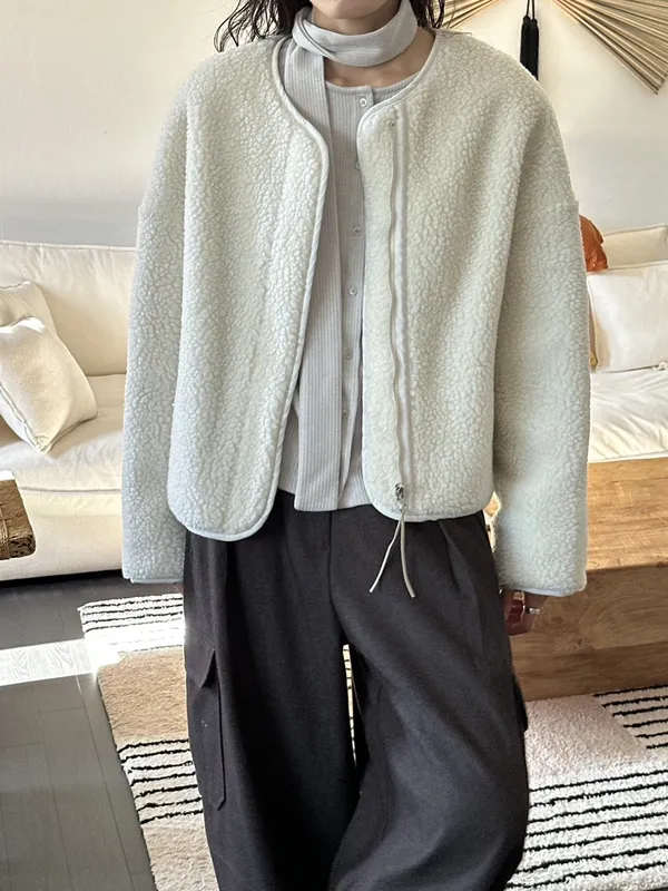 Warm and Cozy Plush Jacket, Fashionable and Versatile