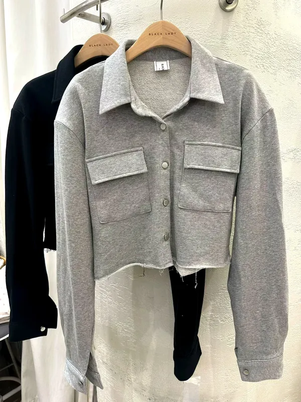 Stylish Gray Short Women's Top - Comfortable Casual Look