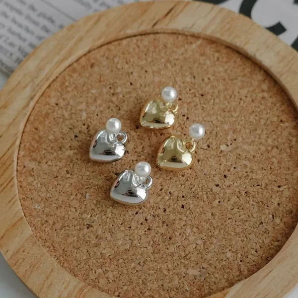Heart-Shaped Pearl Stud Earrings, Stylish Metal Ear Accessories