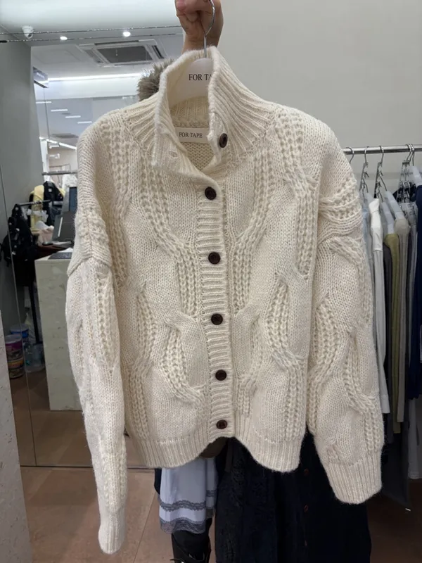 Elegant Knitted Cardigan, Warm and Comfortable
