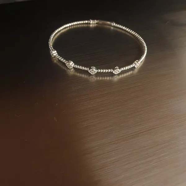 Stylish Silver Crystal Bracelet for Every Occasion
