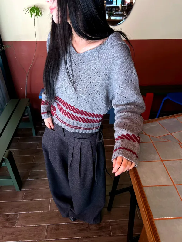 Stylish Gray Knitted Top with Red Stripe Design