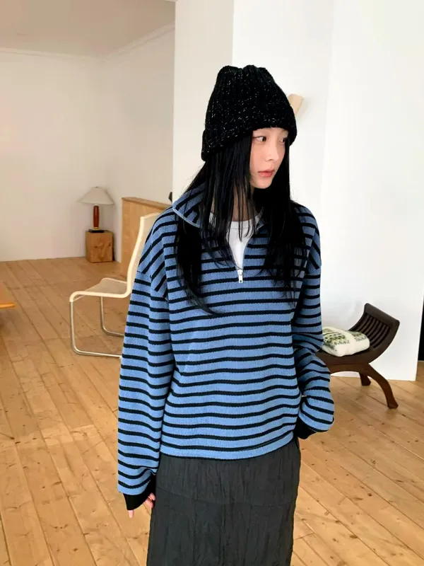 Striped Stand Collar Sweatshirt - Comfortable and Casual Style