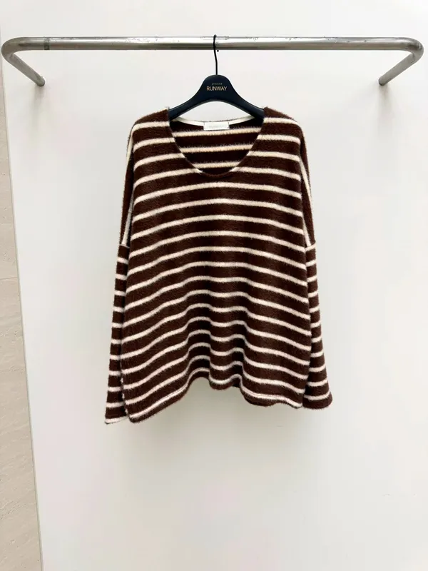 Fashion Striped Women's Top, Soft and Comfortable, Perfect Match