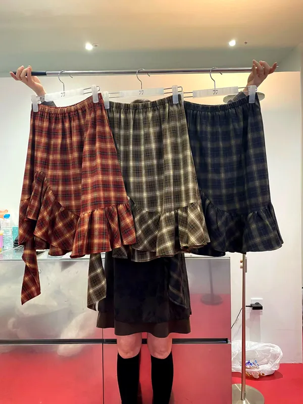 Stylish Plaid Dress for Women, Elegantly Versatile