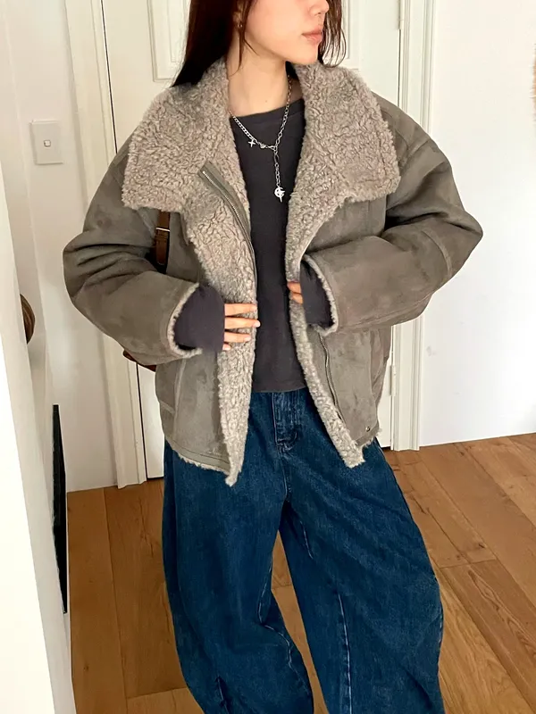 時尚保暖女裝外套夾克，舒適羊羔毛設計