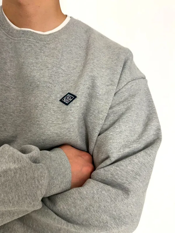 Stylish Gray Men's Top - Comfortable Casual Wear