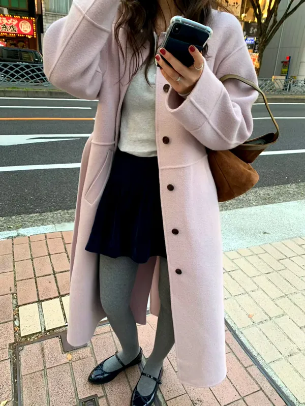 時尚優雅女裝大衣，溫暖舒適，適合秋冬