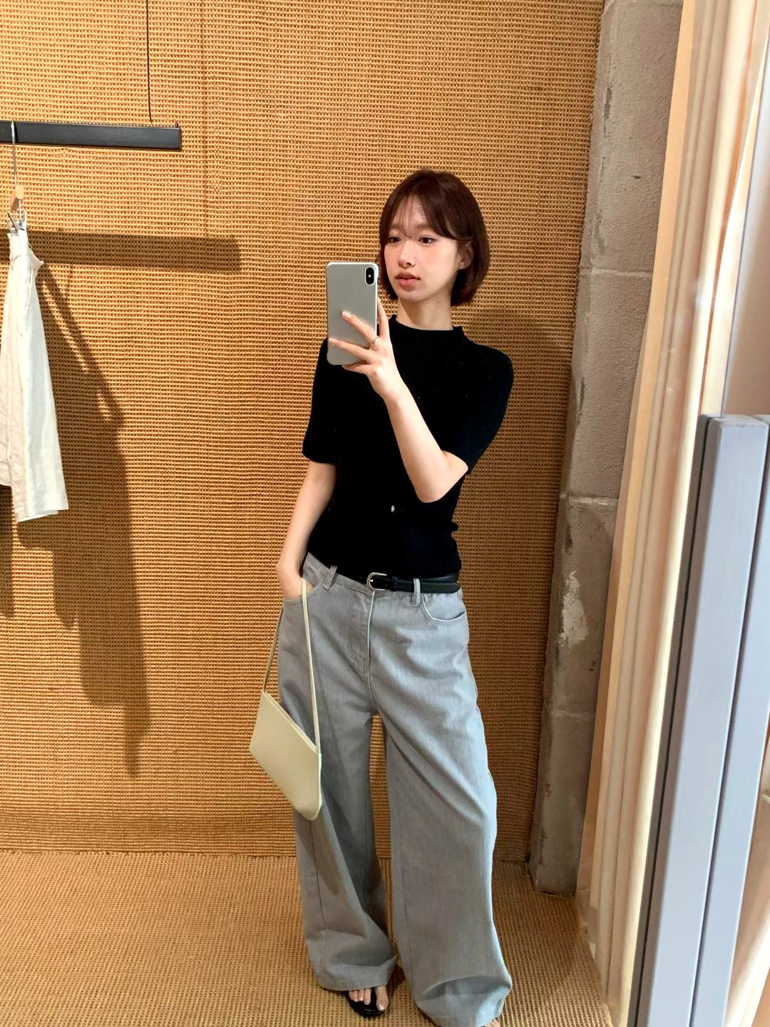 심플하고 스타일리시한 여성 탑 - 편안하고 다재다능한 신상품