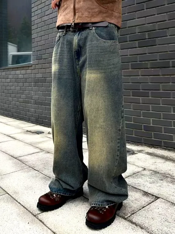 Stylish Loose-Fit Men's Jeans for Ultimate Comfort