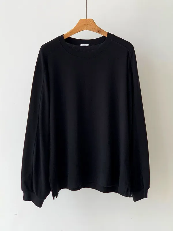 Stylish Minimalist Black Hoodie, Comfortable and Versatile