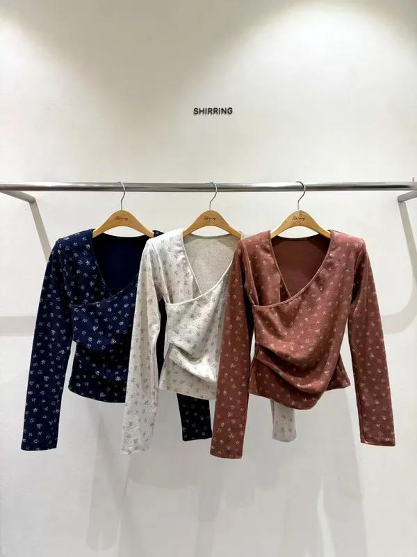 Stylish Floral Print Women's Top, Comfortable Slim Fit Design