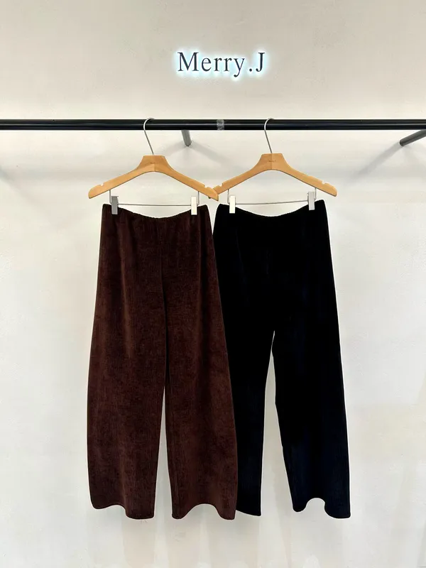 Stylish Women's Loose Pants - Comfortable and Versatile