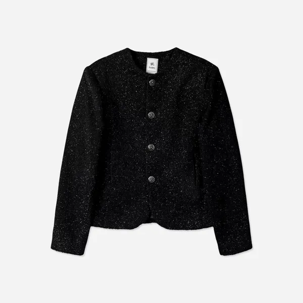 Stylish Black Men's Top with Classic Minimalist Design