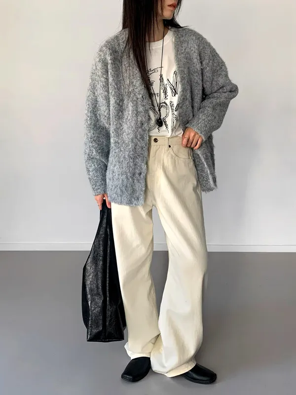 Fashionable Plush Cardigan for Women - Comfortable and Versatile