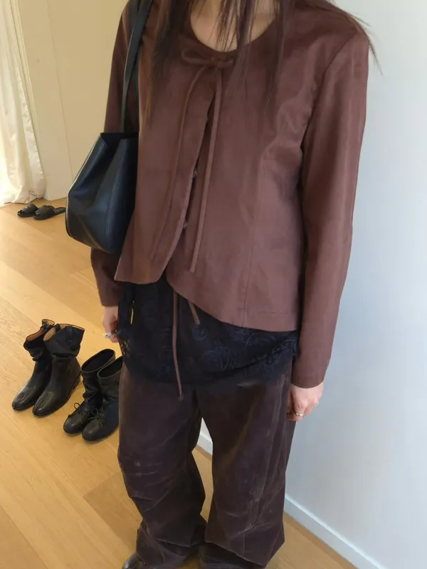Elegant Women's Shirt, Fashionable and Versatile