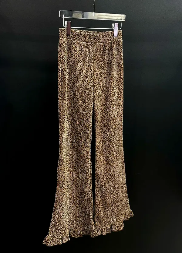 Fashionable Casual Leopard Print Pants - Comfortable and Versatile