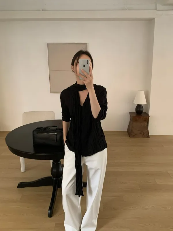 Stylish Versatile Black Women's Top, Lightweight and Comfortable