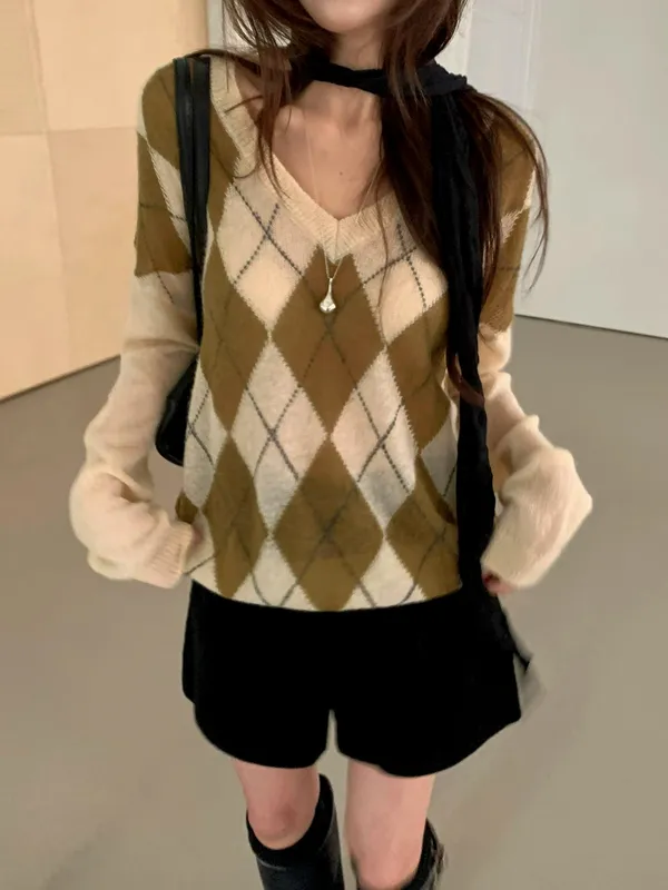 Stylish Plaid Women's Top with Elegant V-Neck Design