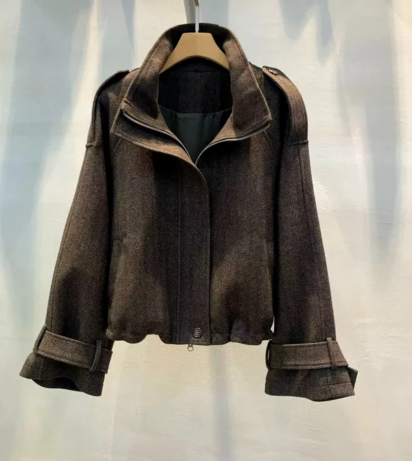 Stylish Wool Coat - Elegant and Warm, A Must-Have for Fall and Winter