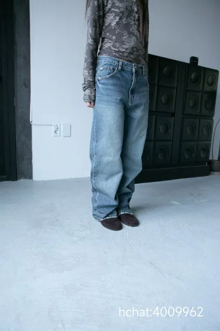 Stylish Loose-Fit Denim Jeans for Ultimate Comfort