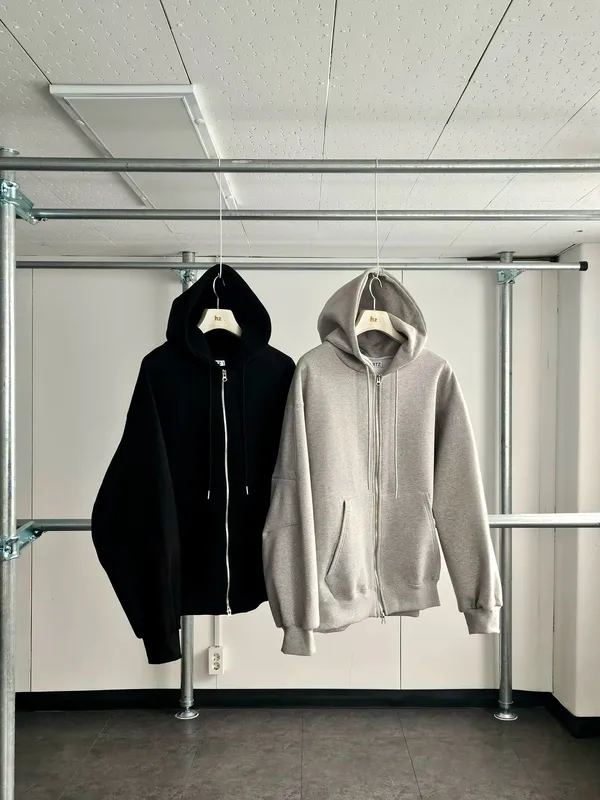 Stylish Men's Hooded Sweatshirt, Comfortable and Versatile