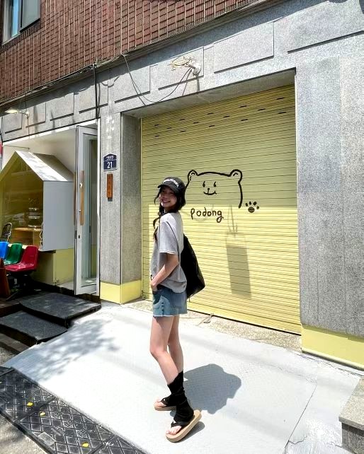 스타일리시한 캐주얼 여성 상의, 편안하고 통기성이 뛰어나며 반바지와 완벽한 조화
