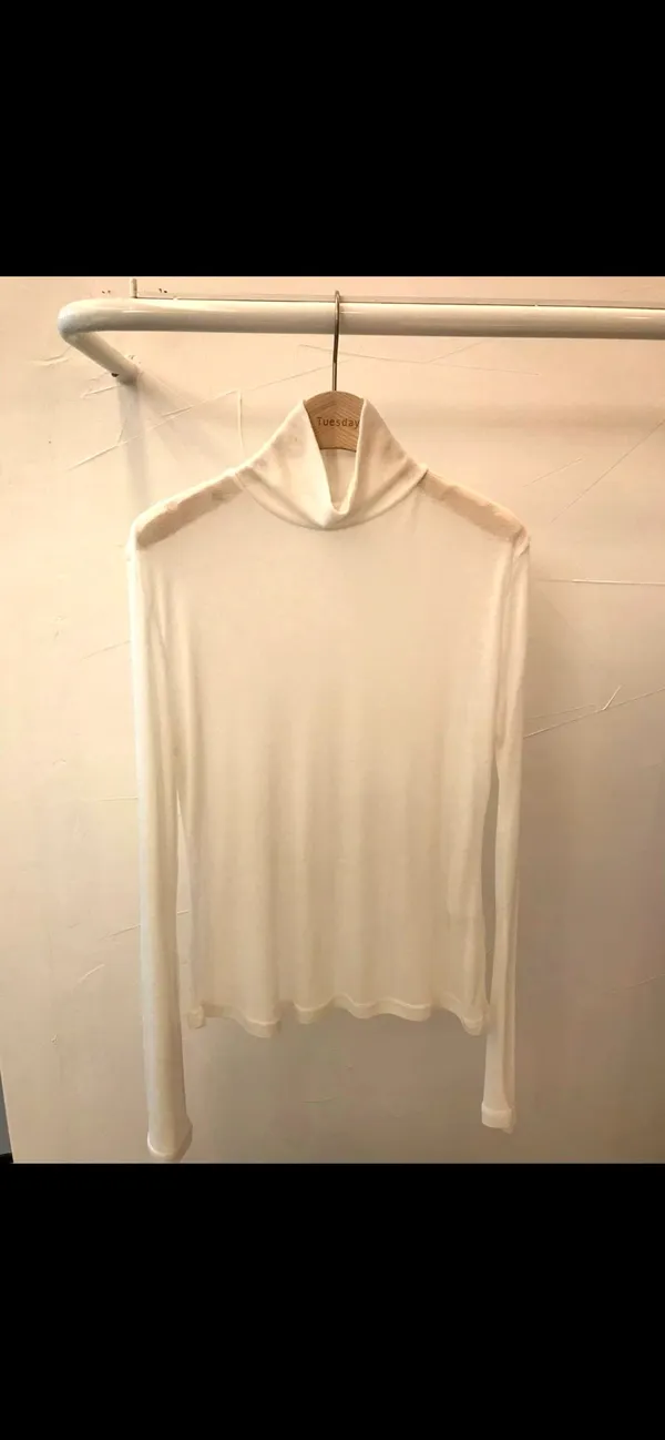 Minimalist White High Neck Long Sleeve T-Shirt, Comfortable and Versatile